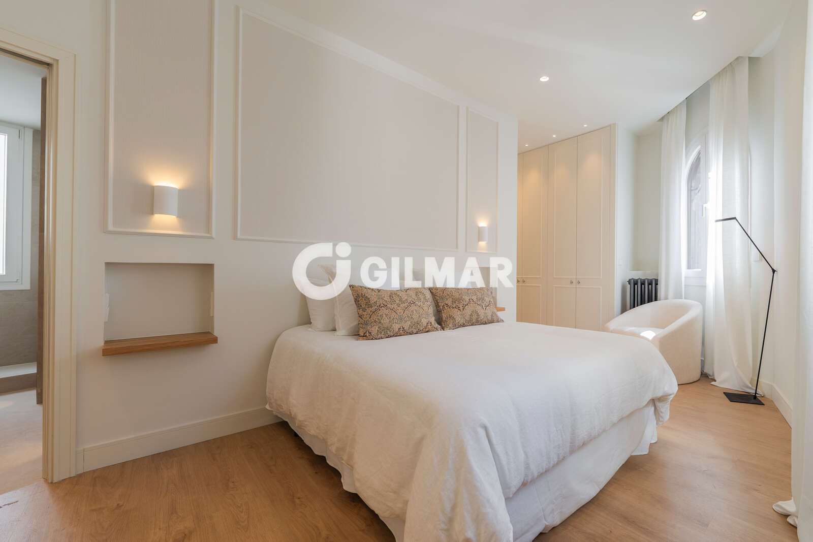 Property slider Gilmar