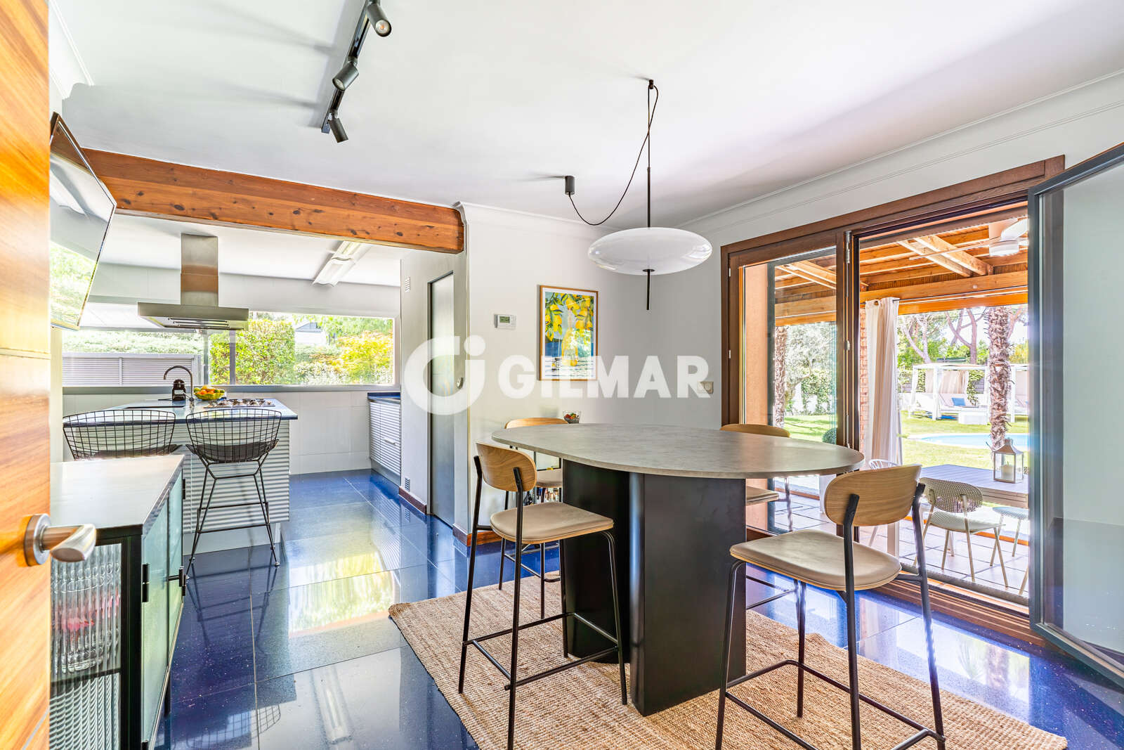 Property slider Gilmar