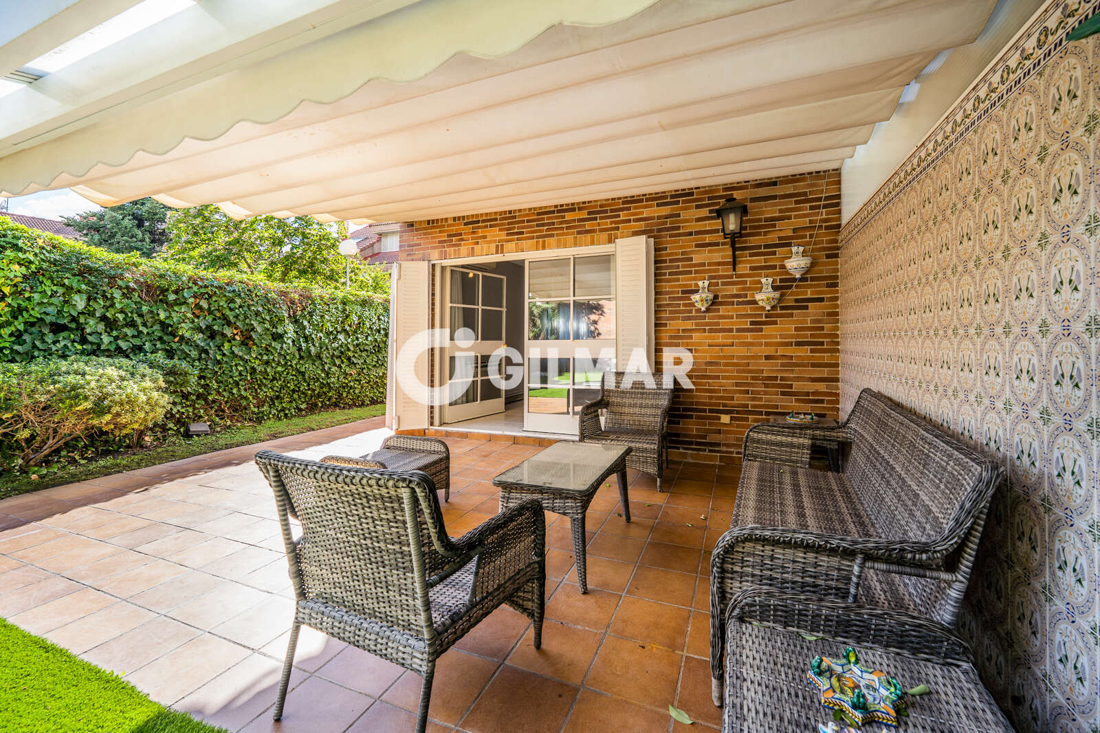 Property slider Gilmar