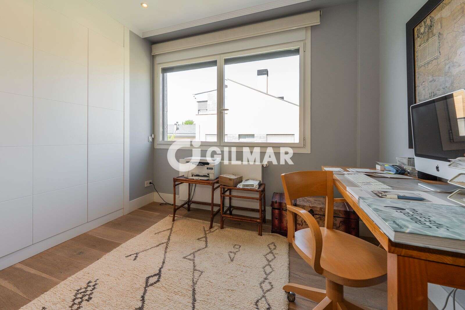 Photo of Semi-detached house