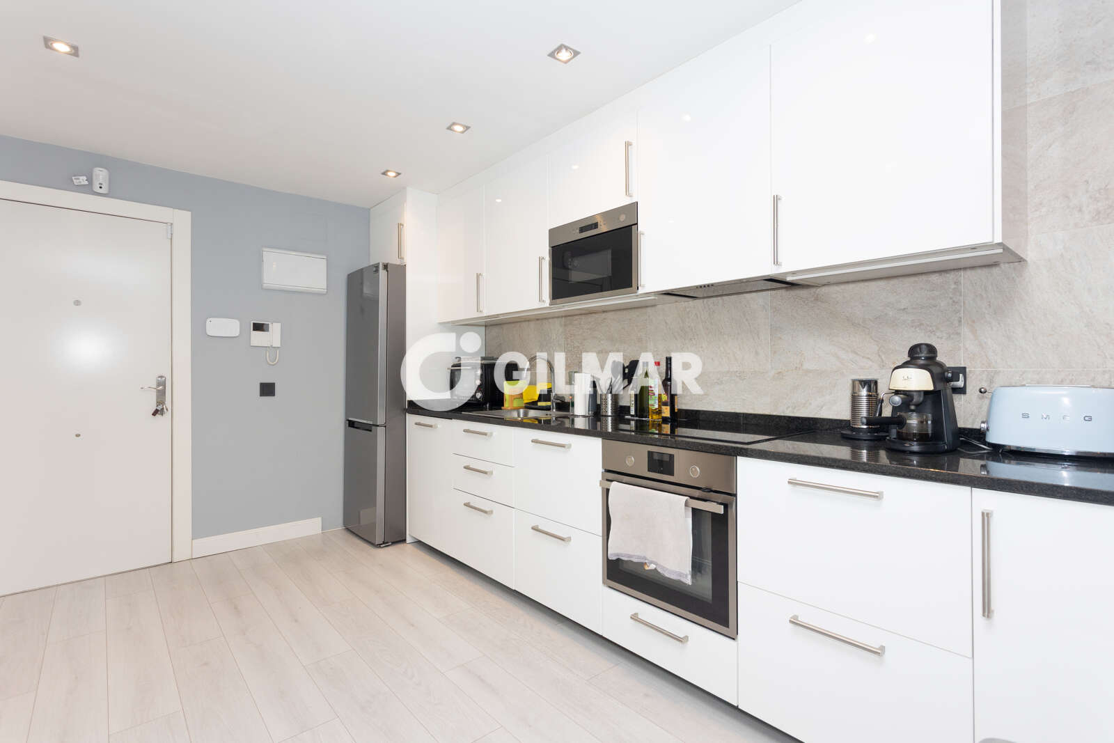 Property slider Gilmar