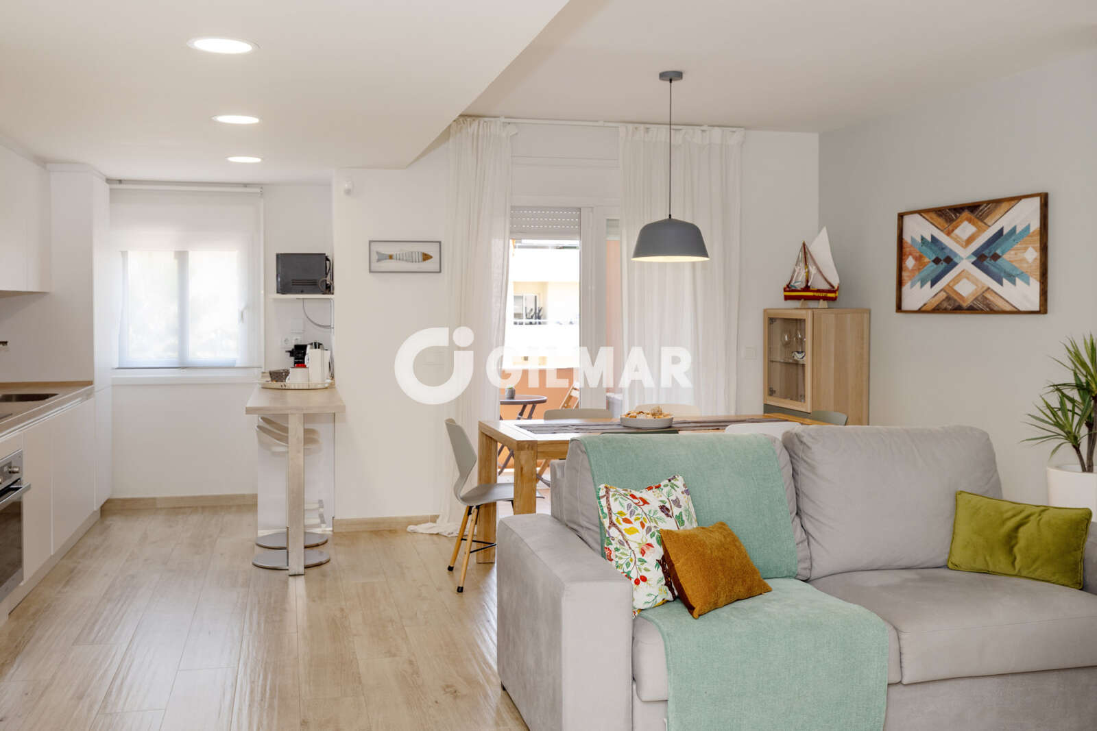 Property slider Gilmar