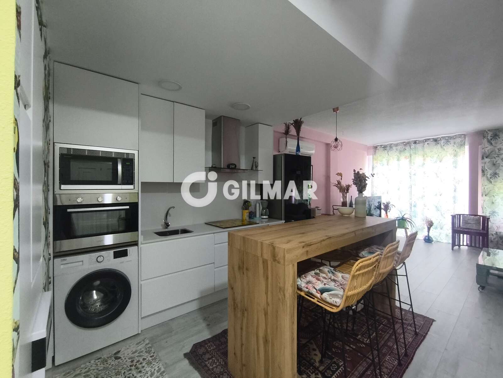 Property slider Gilmar