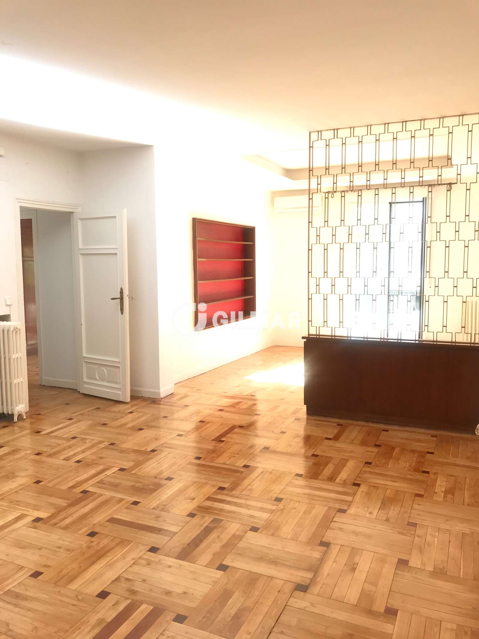 Property slider Gilmar