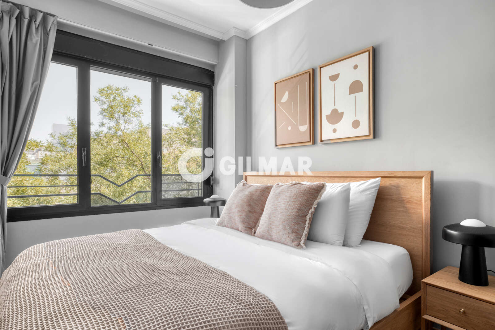 Property slider Gilmar