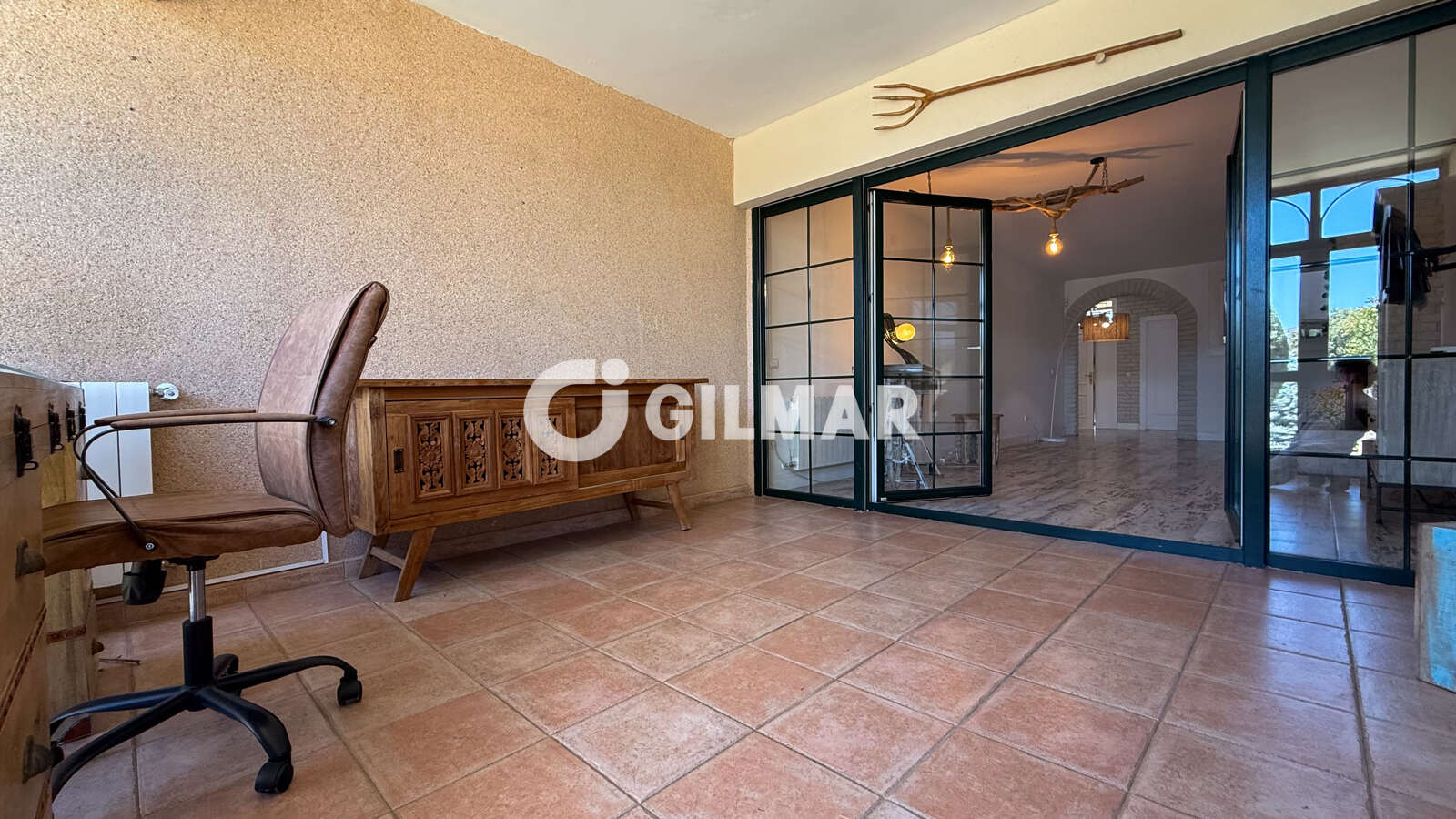 Property slider Gilmar