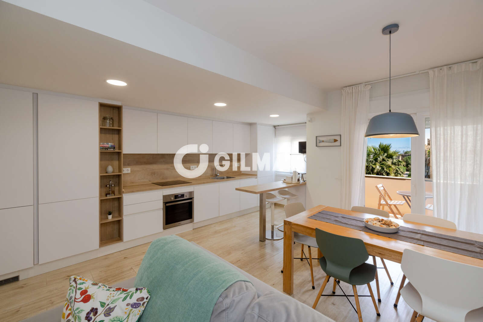 Property slider Gilmar