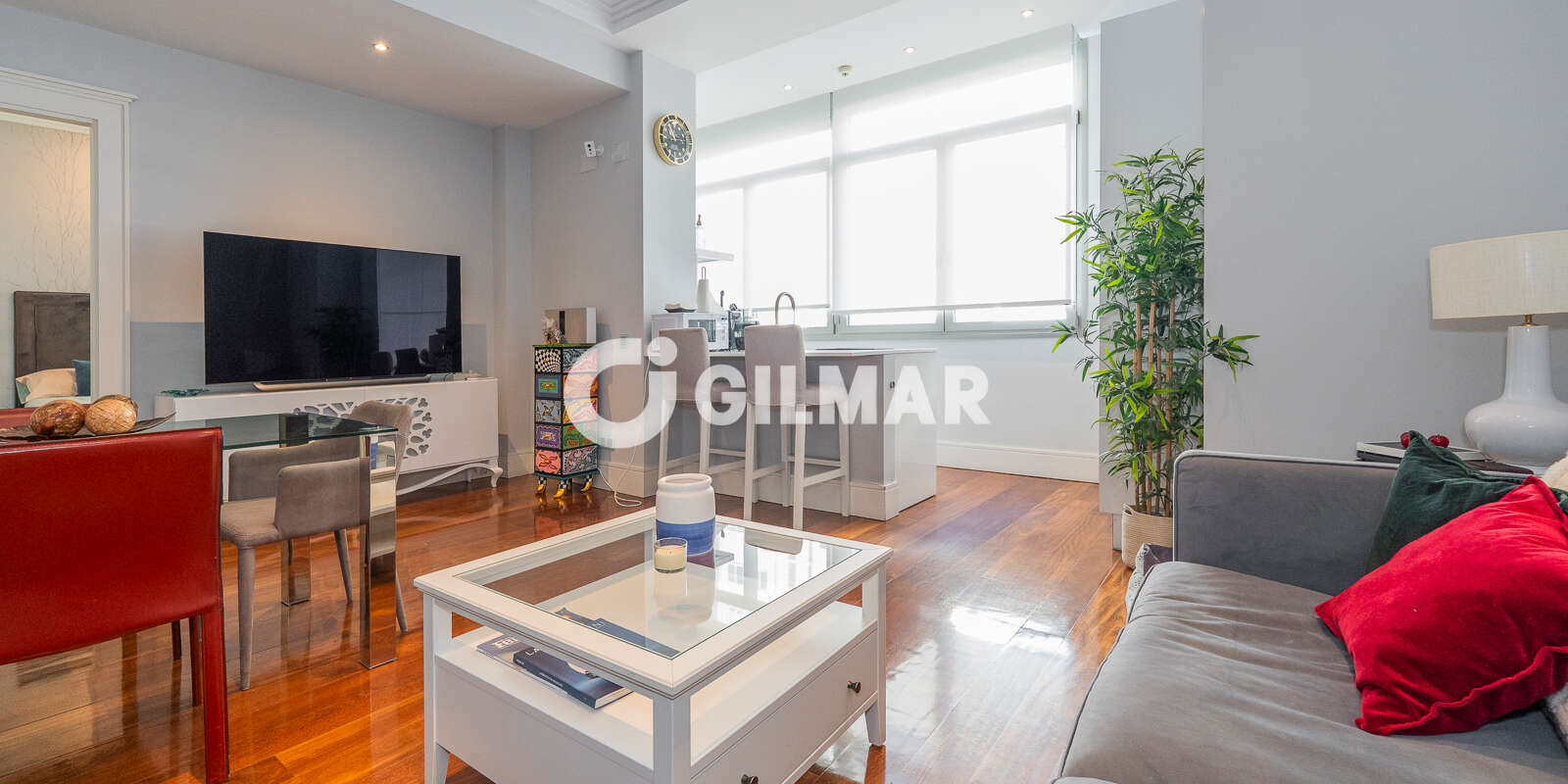 Property slider Gilmar