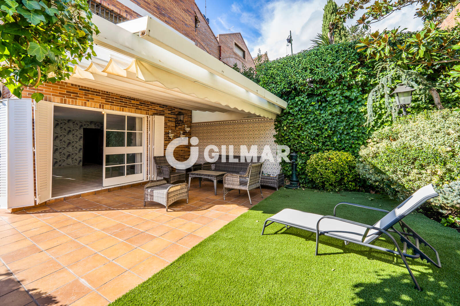 Property slider Gilmar