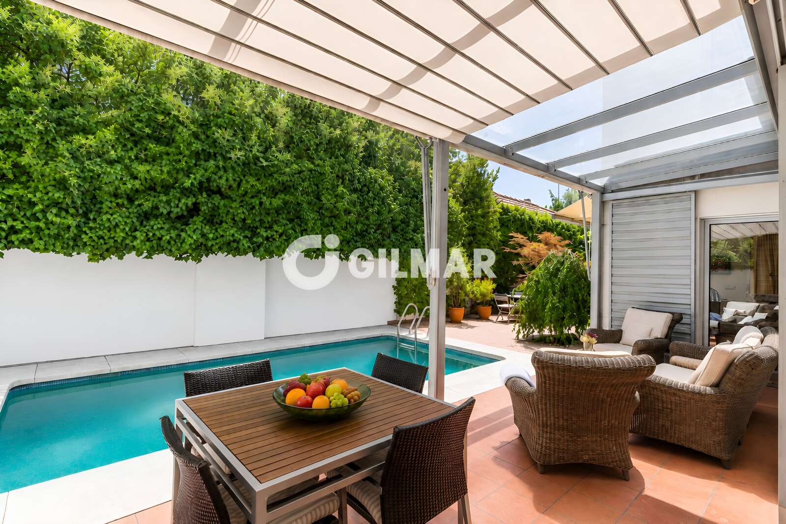 Property slider Gilmar