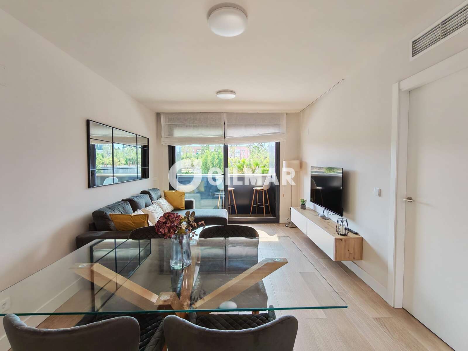 Property slider Gilmar