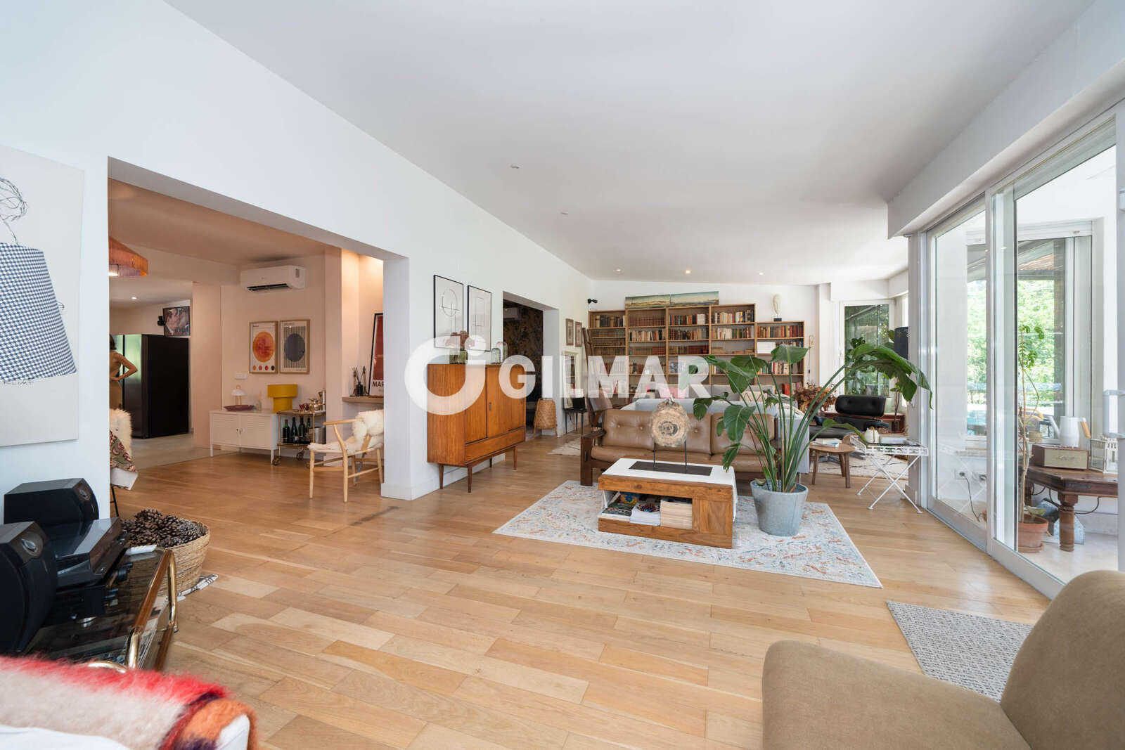 Property slider Gilmar