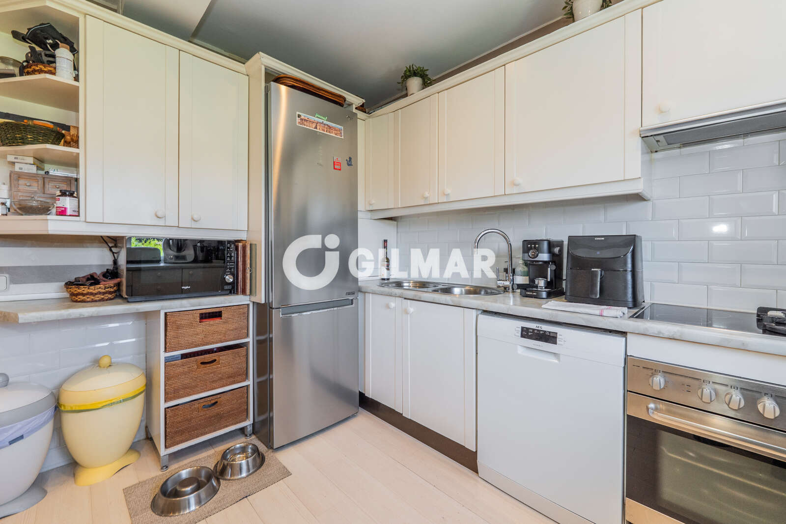 Property slider Gilmar