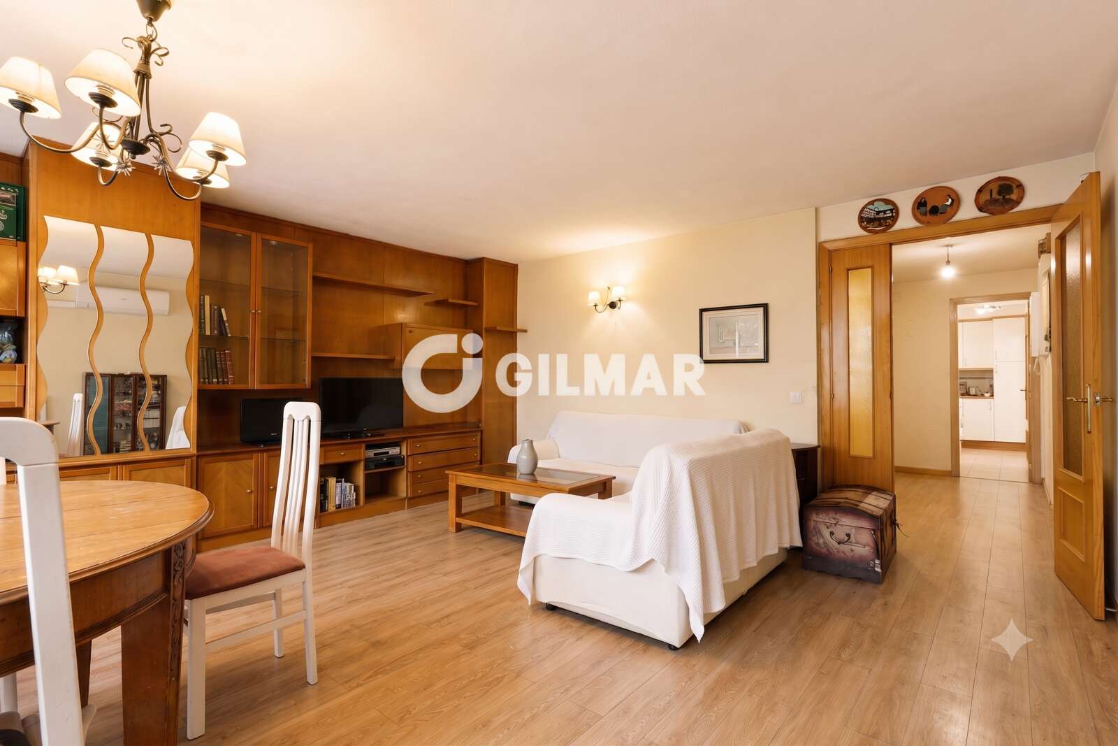 Property slider Gilmar
