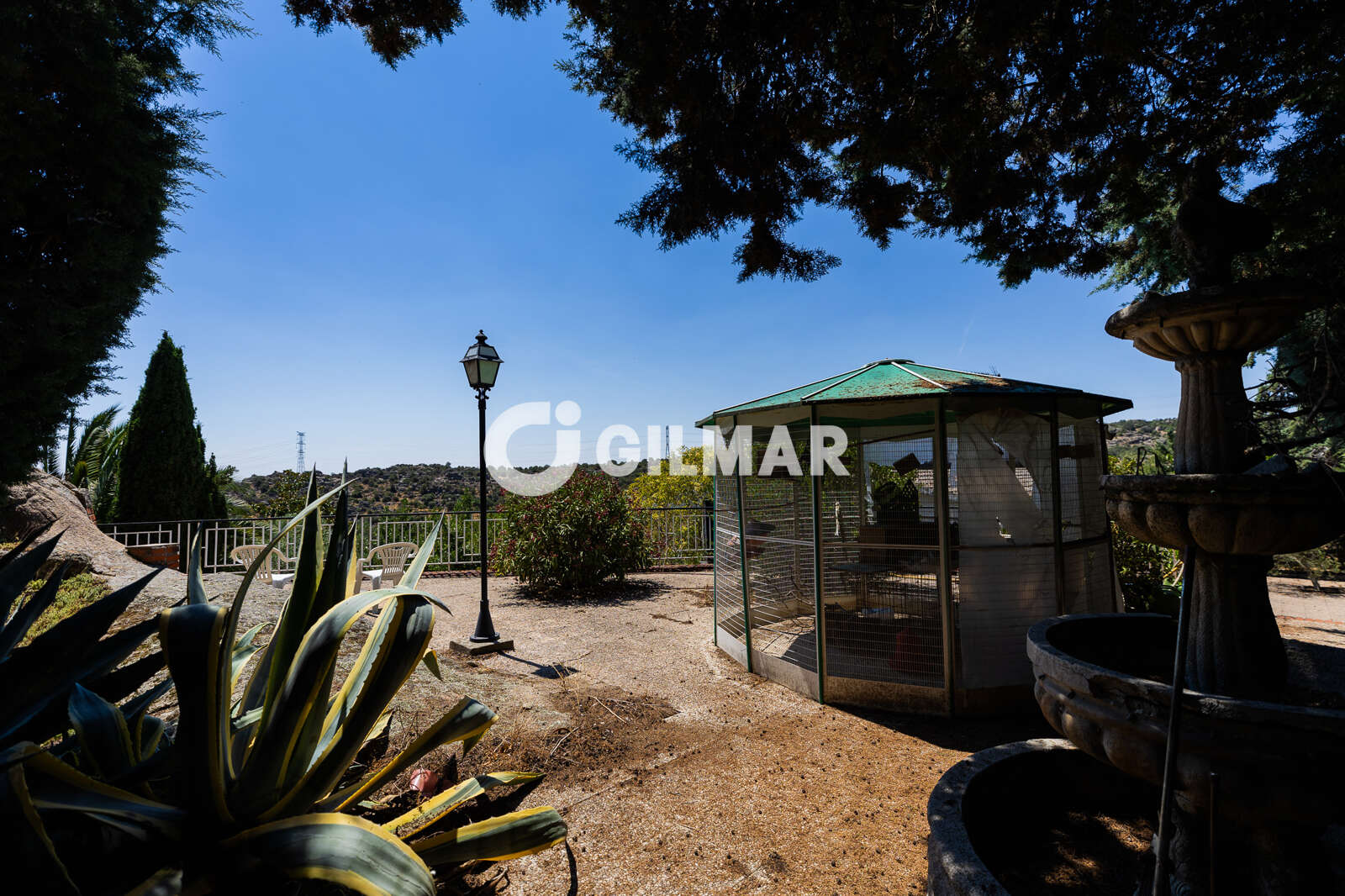Property slider Gilmar