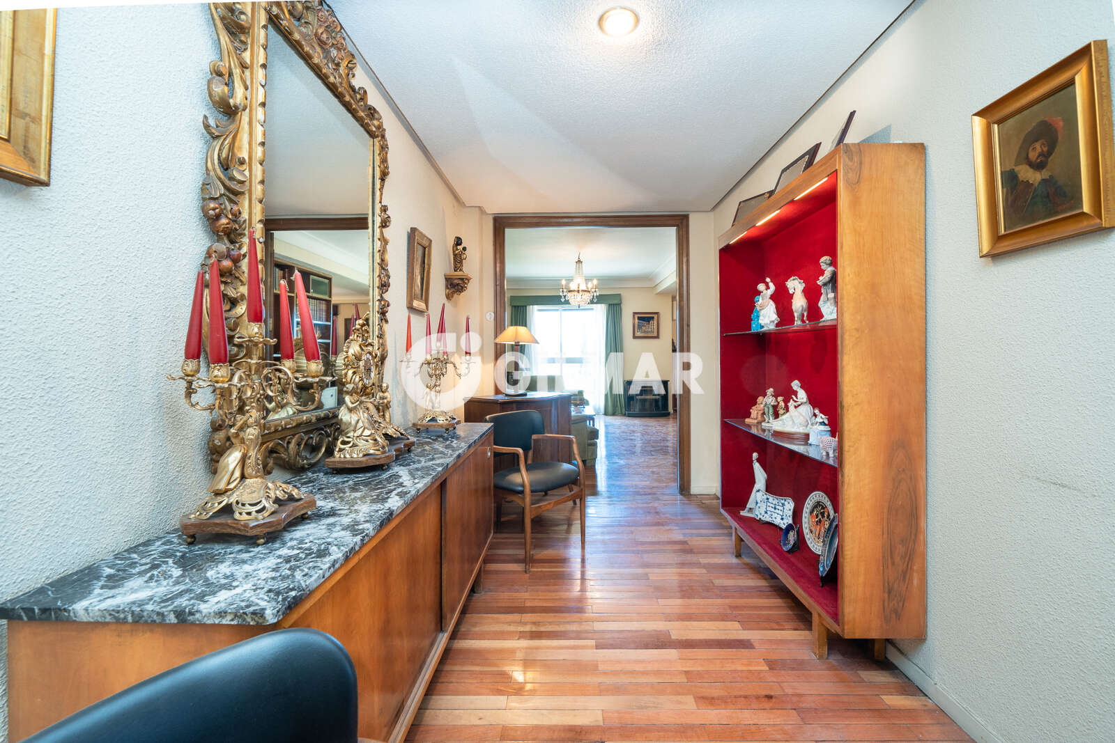 Property slider Gilmar