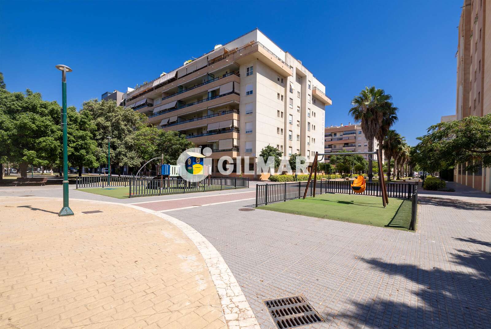 Property slider Gilmar