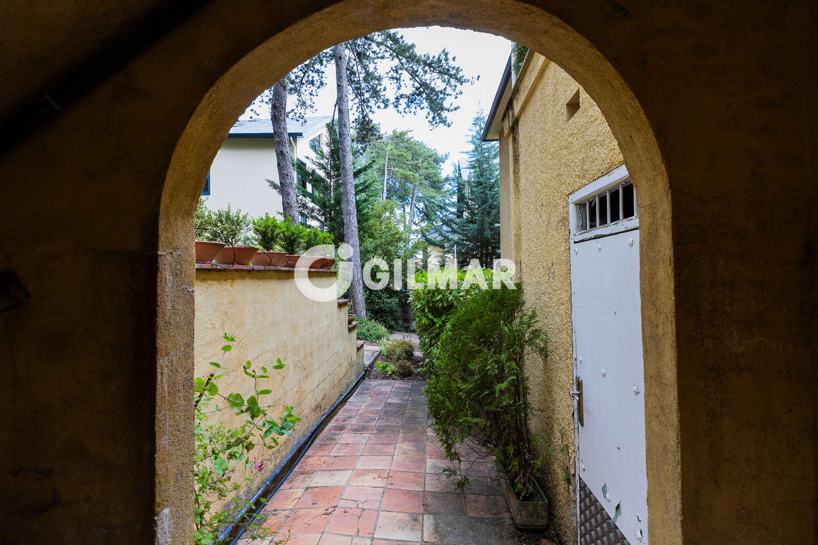 Property slider Gilmar