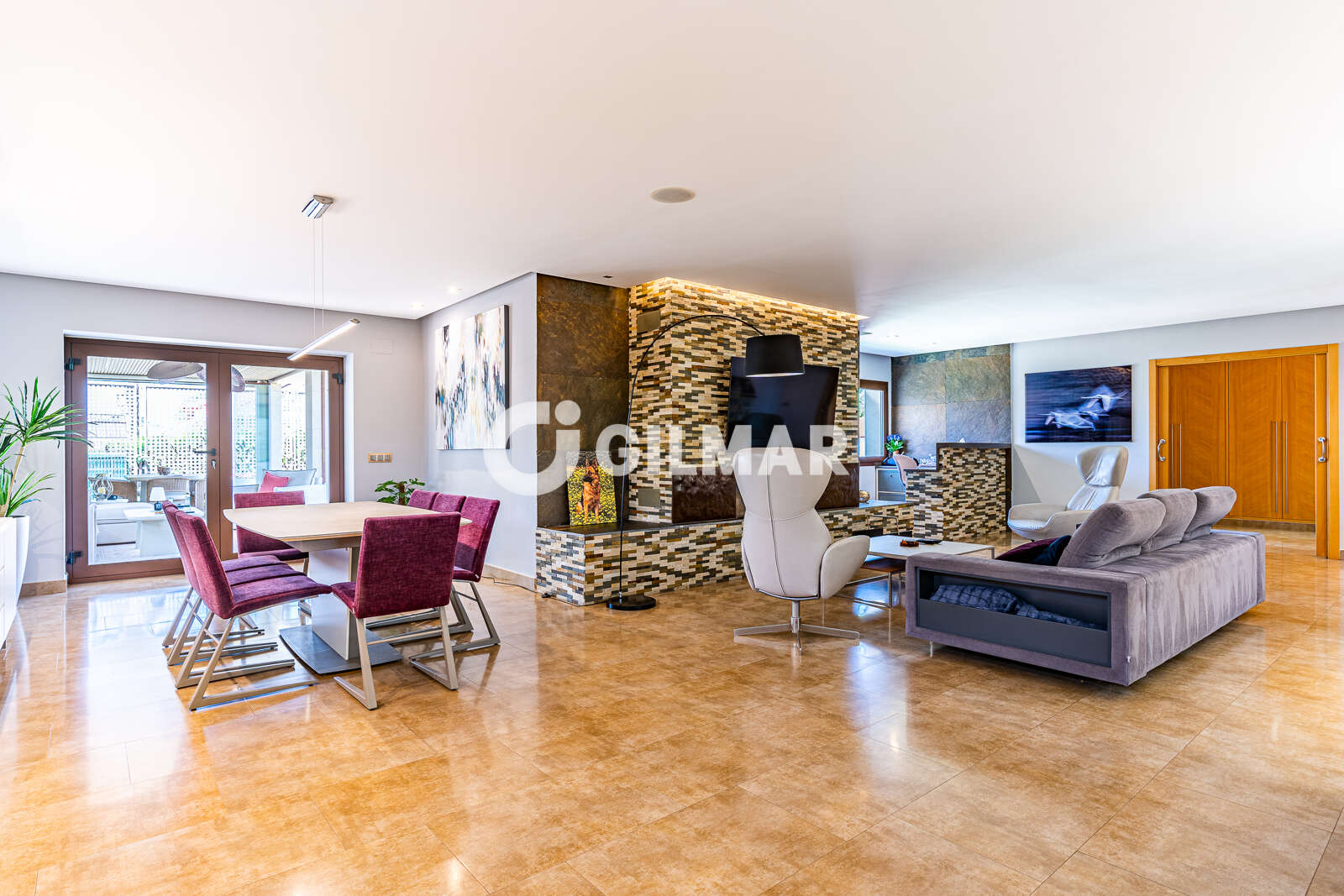 Property slider Gilmar