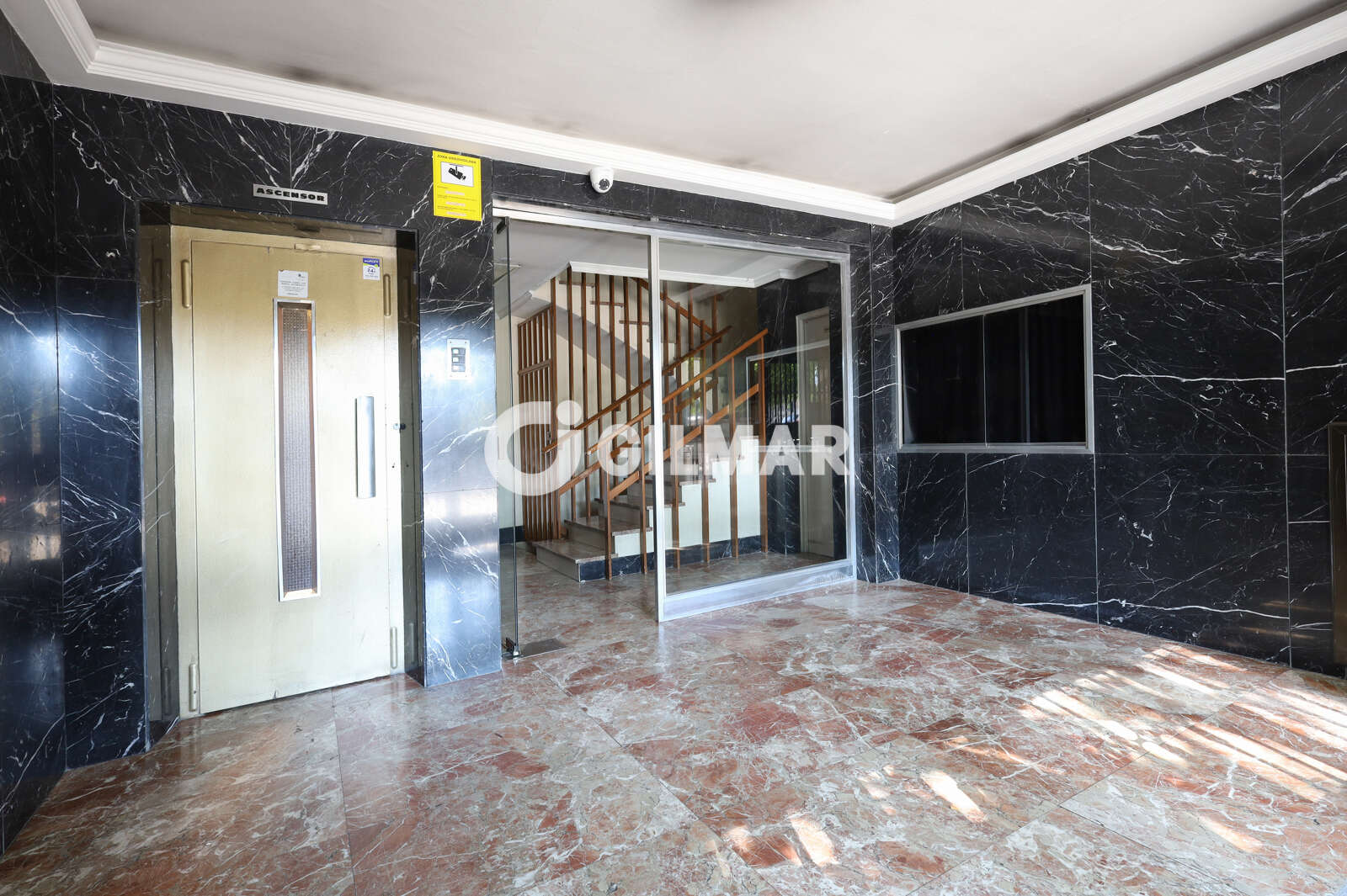 Property slider Gilmar