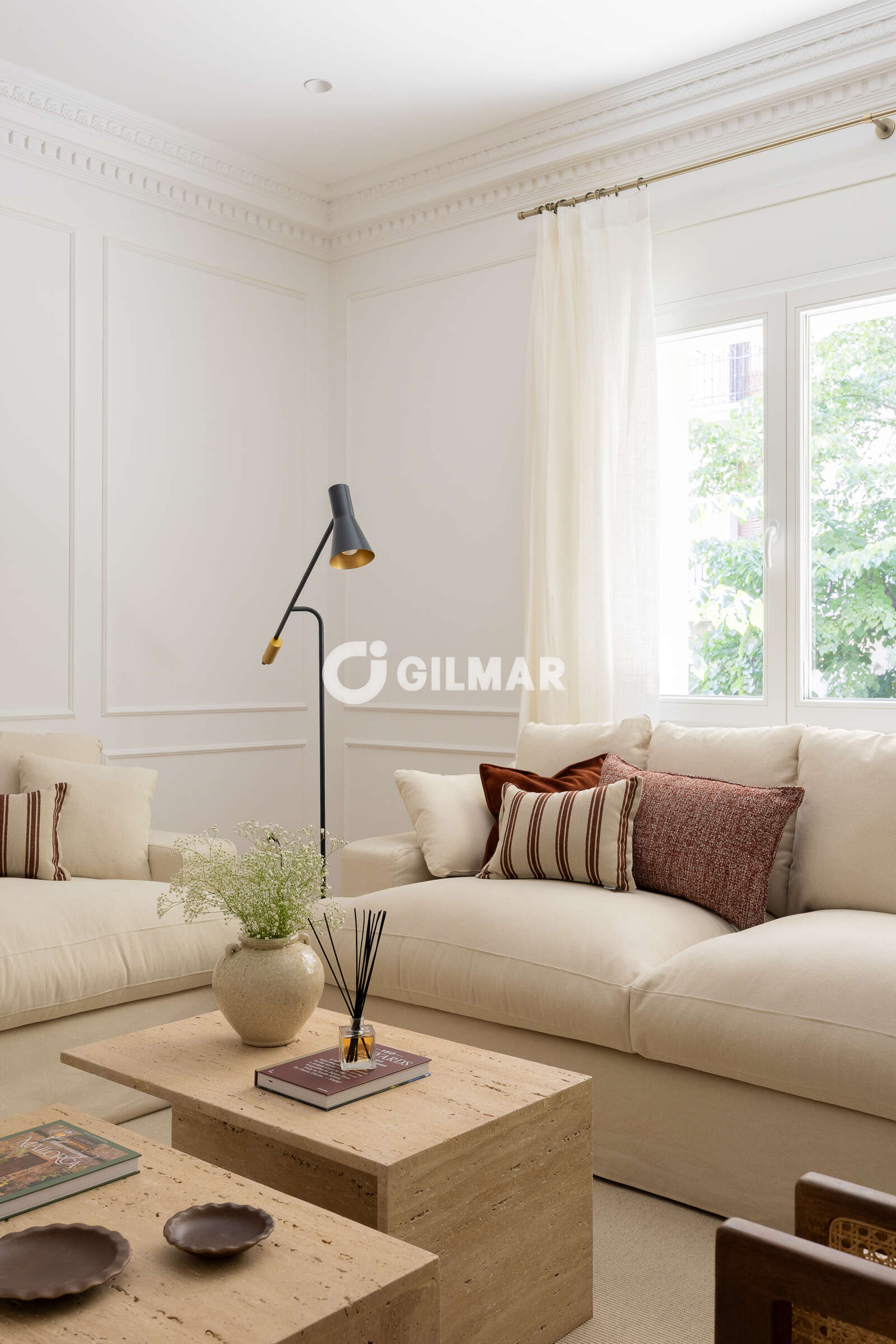 Property slider Gilmar