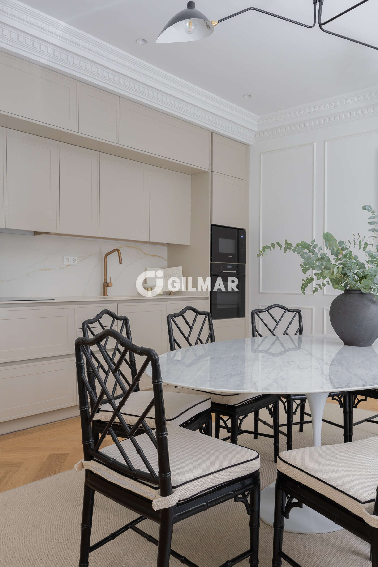 Property slider Gilmar
