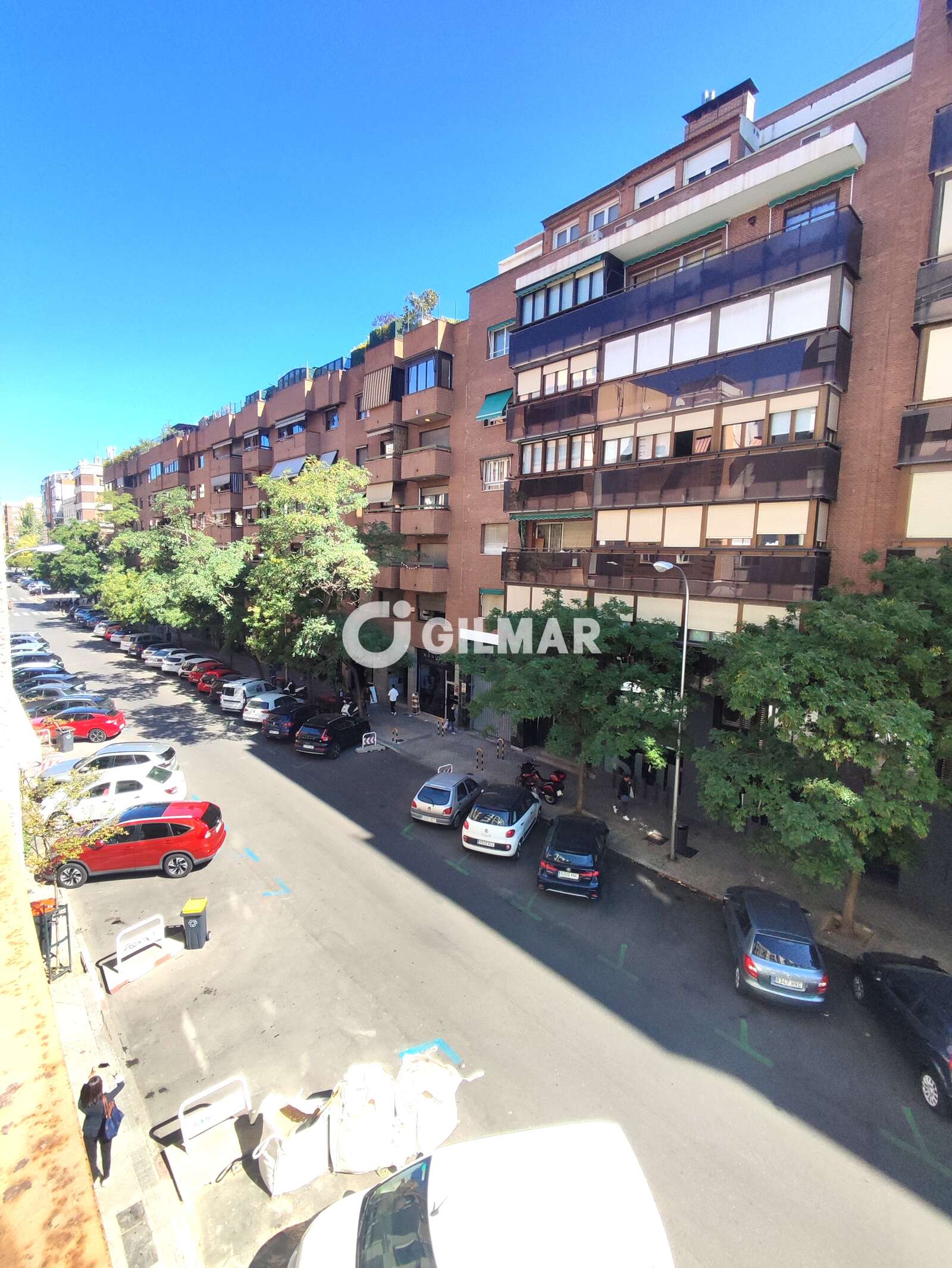 Property slider Gilmar