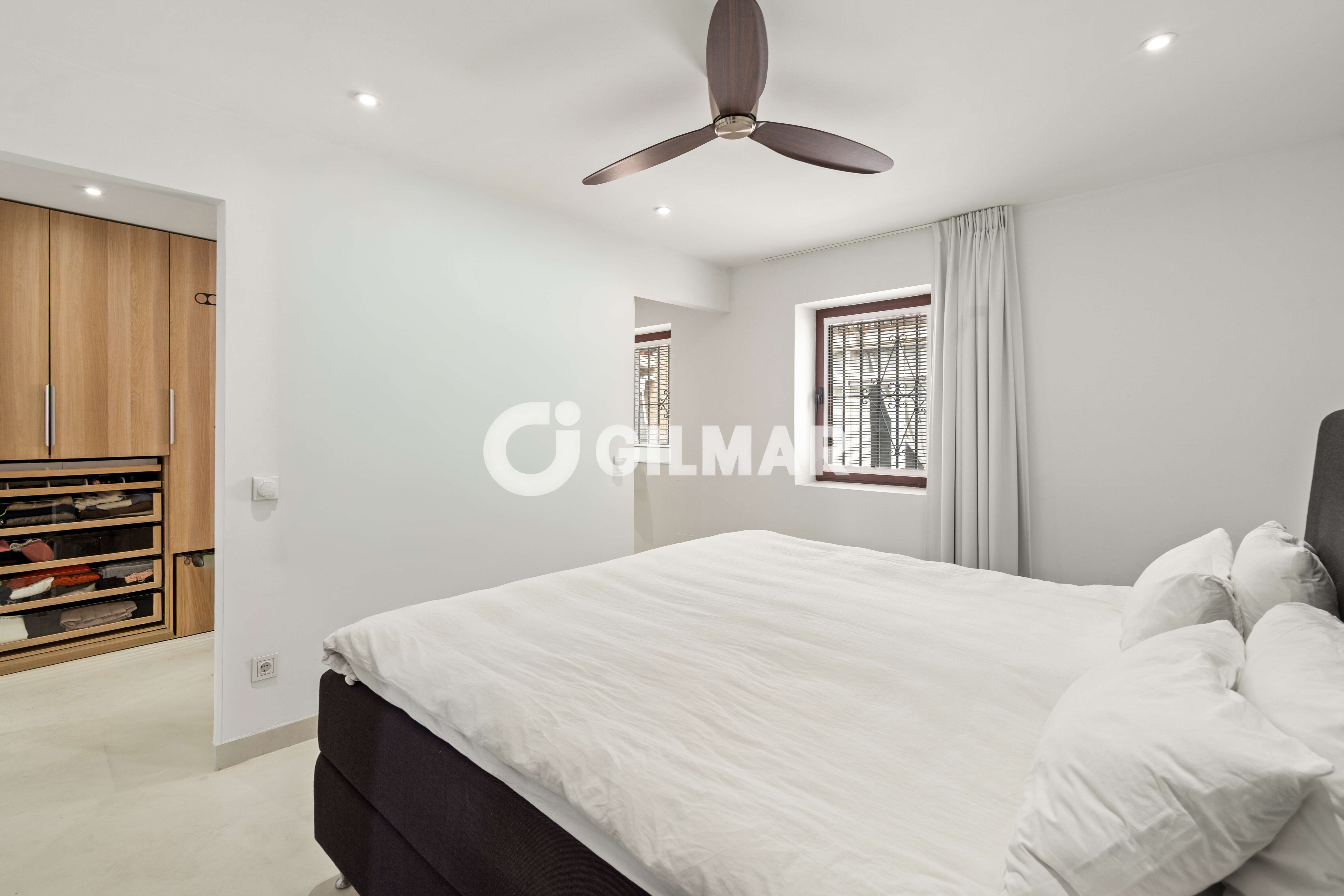 Photo of Townhouse