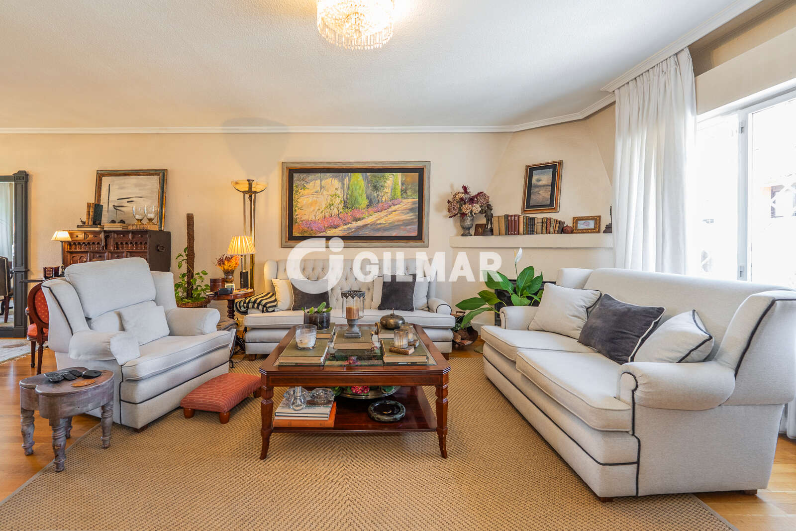 Property slider Gilmar