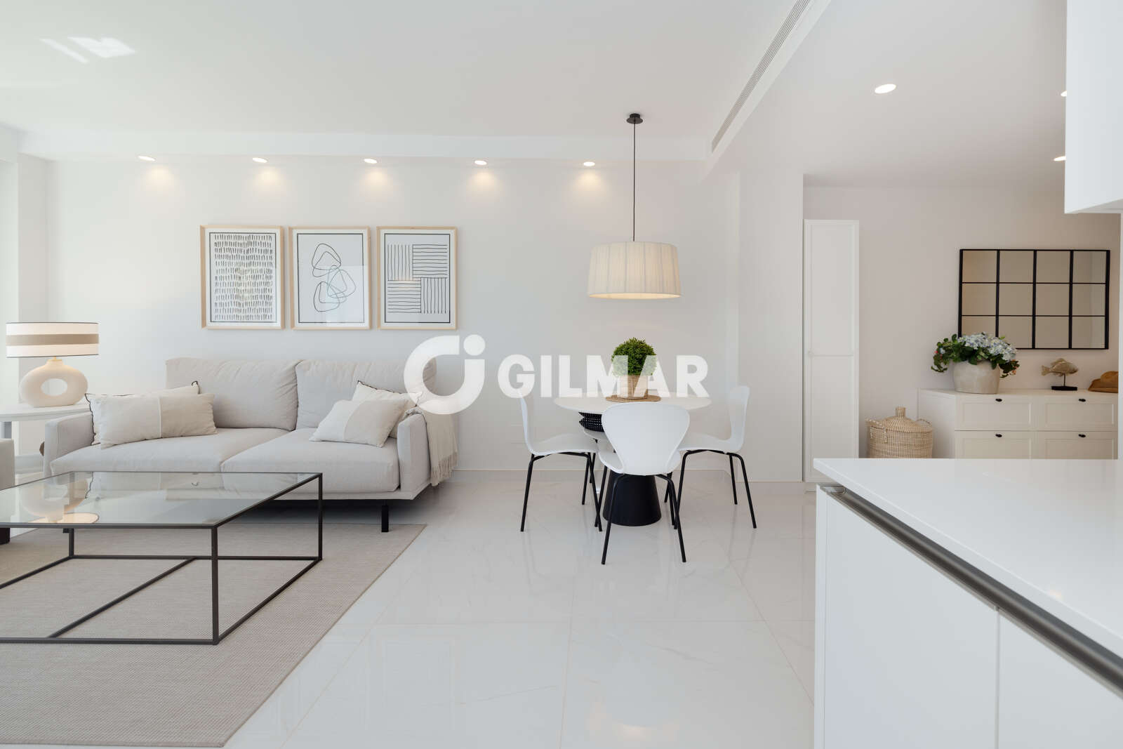 Property slider Gilmar