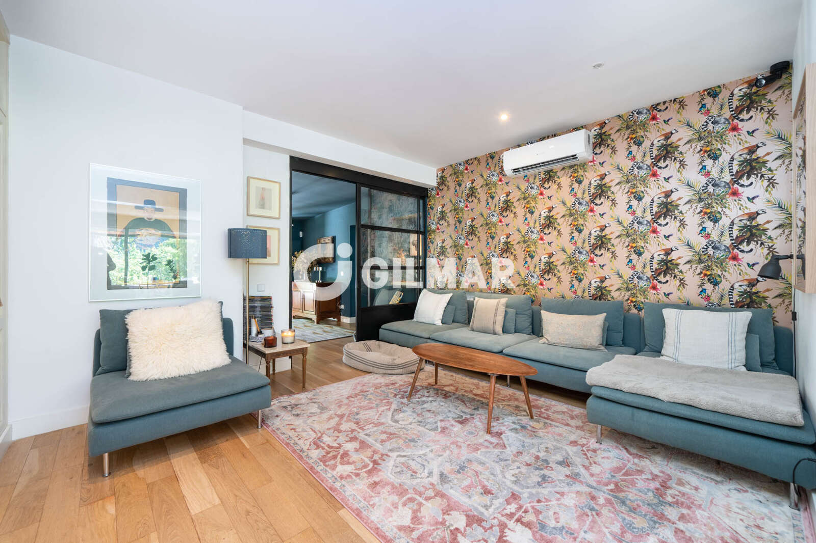 Property slider Gilmar