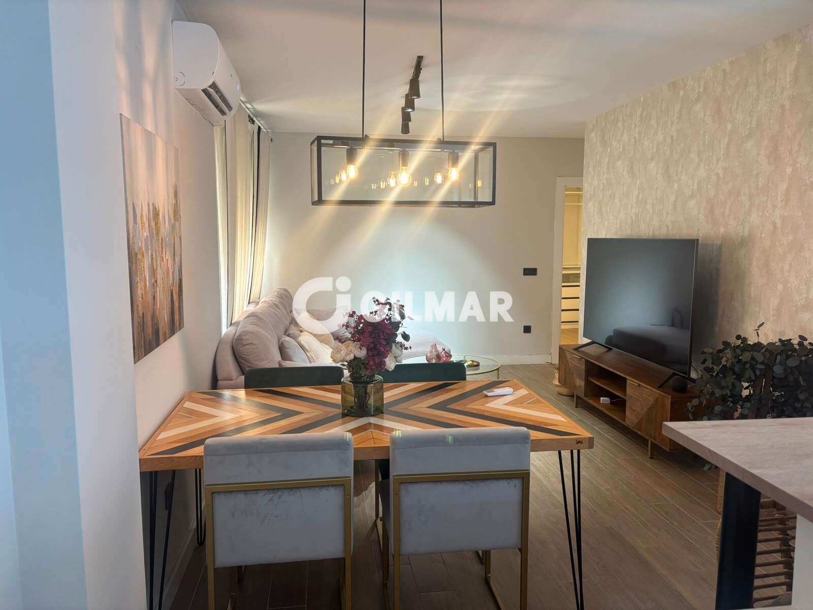 Property slider Gilmar
