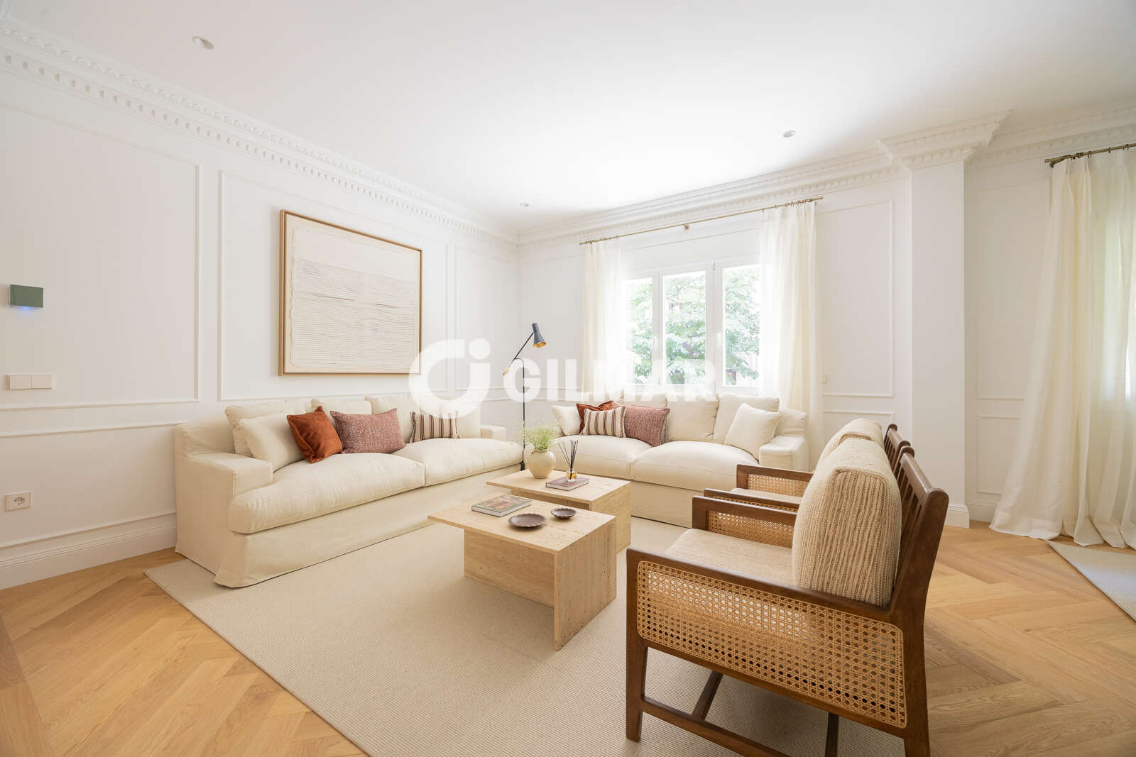 Property slider Gilmar