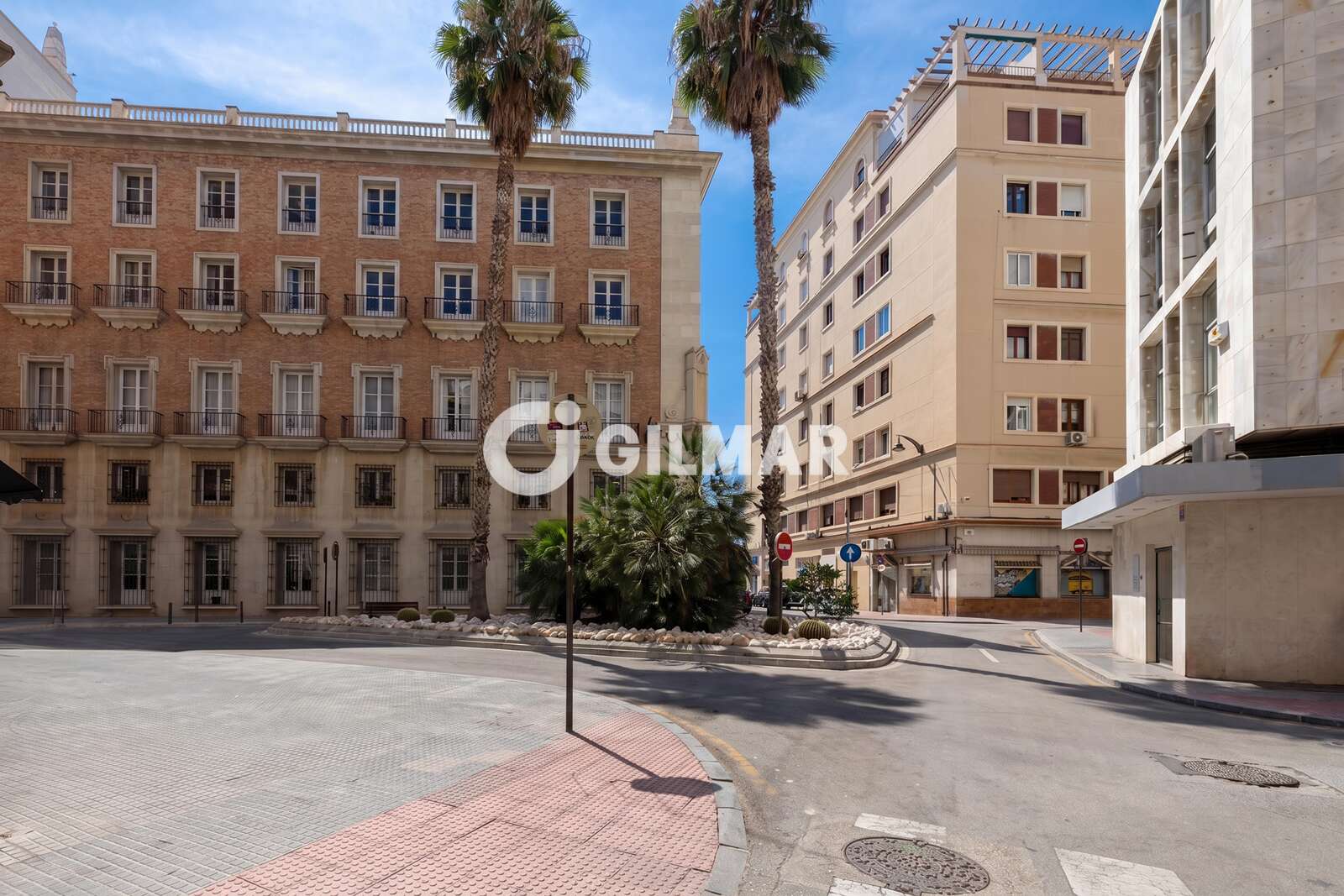 Property slider Gilmar