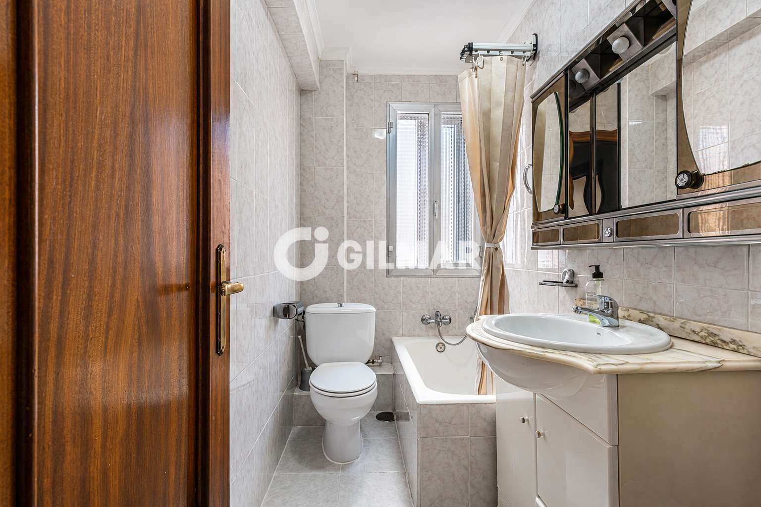 Property slider Gilmar