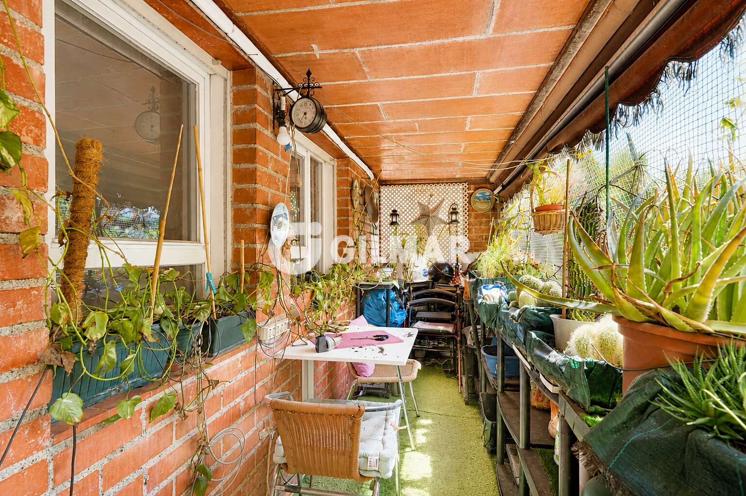 Property slider Gilmar