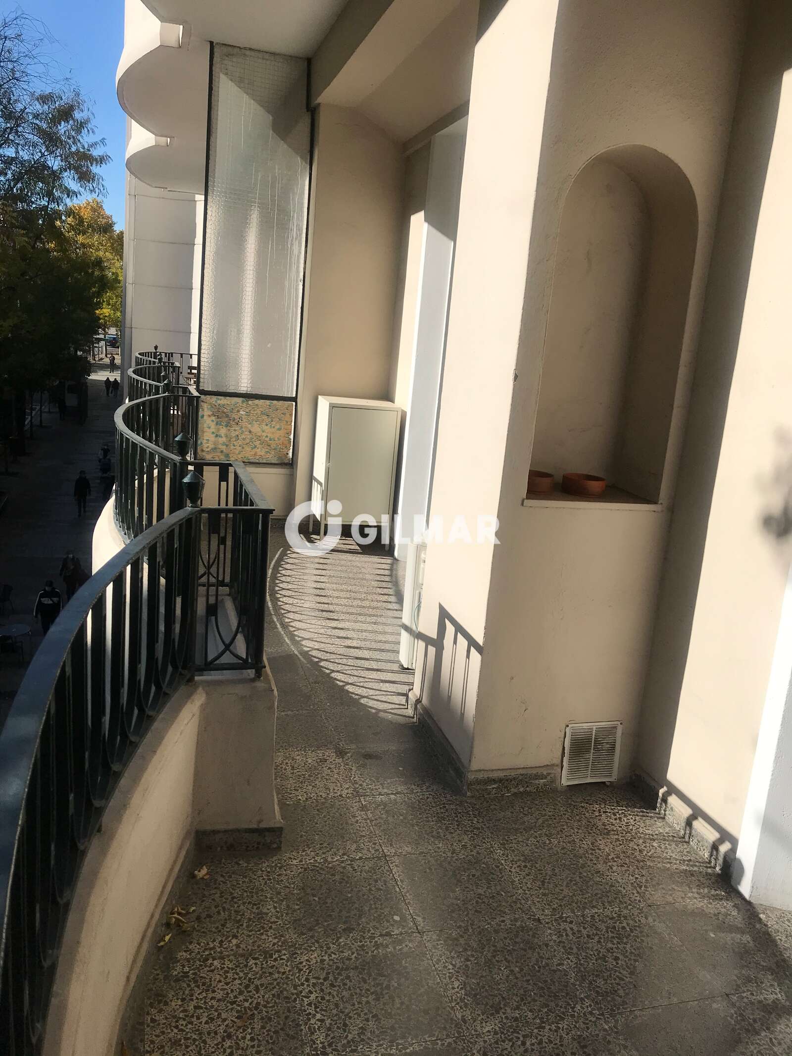 Property slider Gilmar