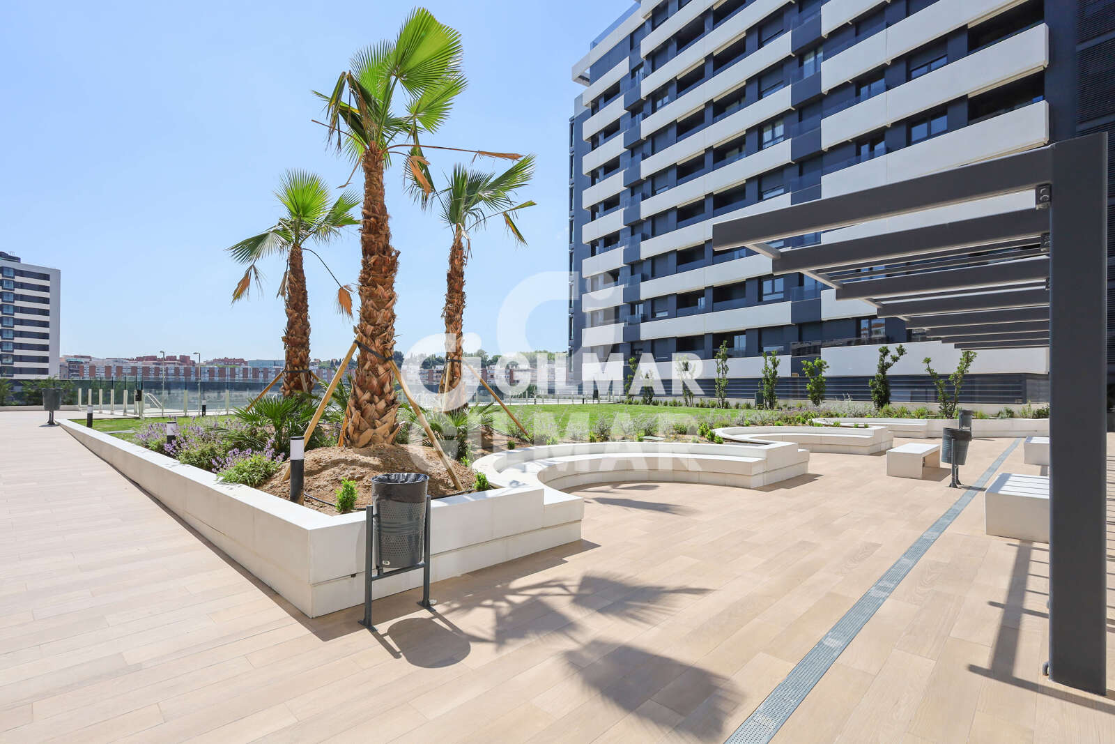 Property slider Gilmar