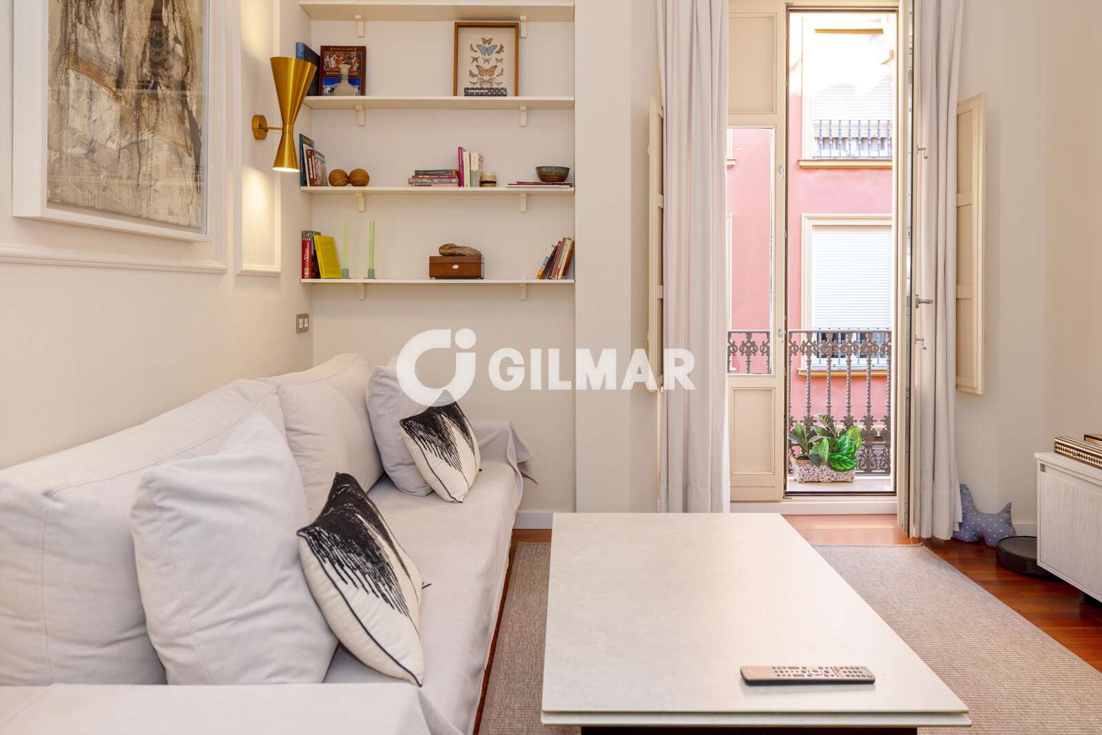 Property slider Gilmar