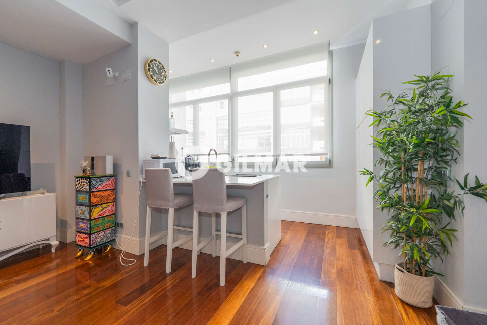 Property slider Gilmar