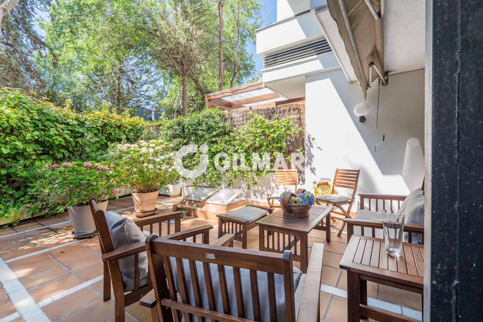 Property slider Gilmar