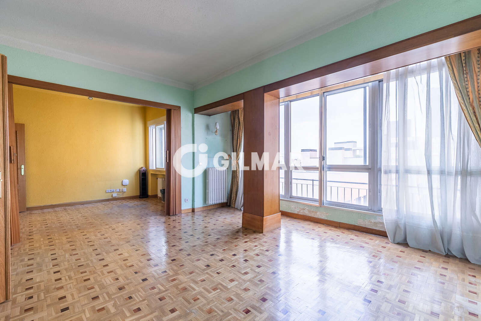Property slider Gilmar