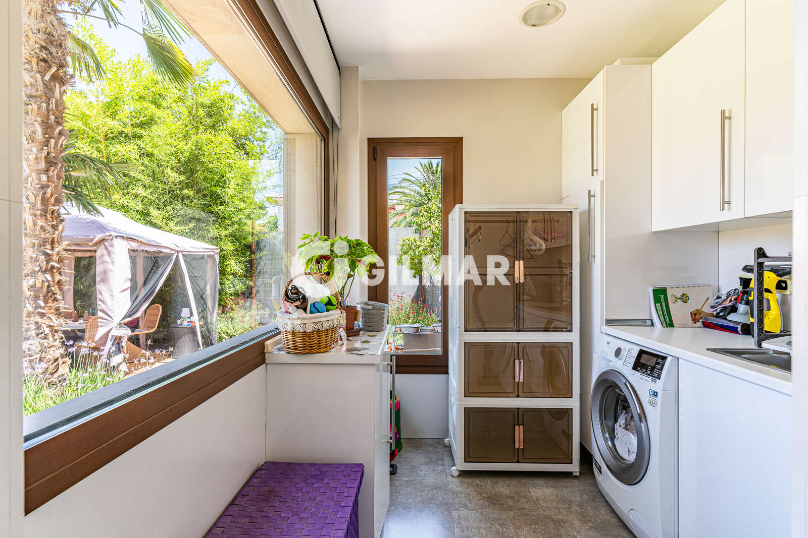 Property slider Gilmar