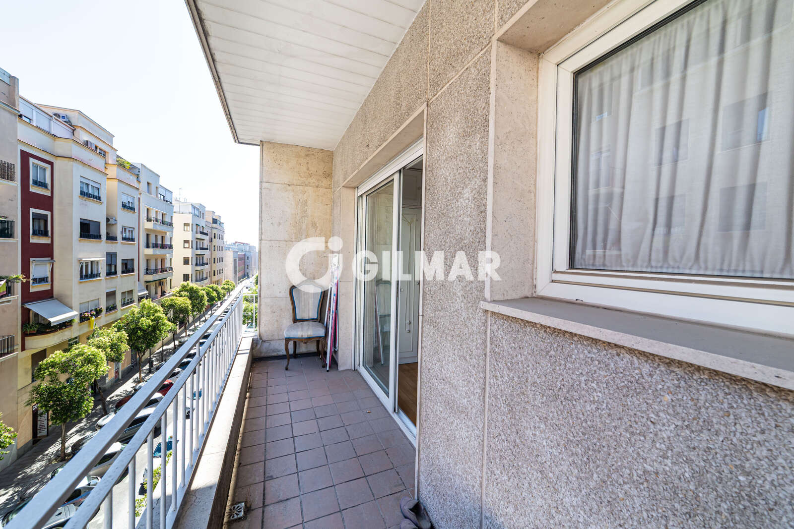 Property slider Gilmar