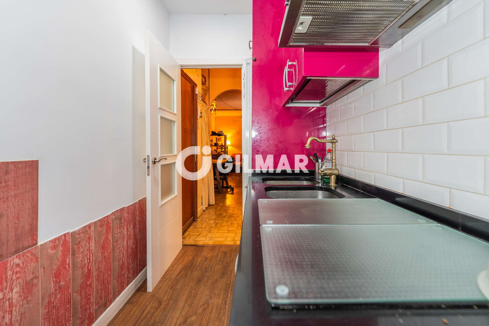 Property slider Gilmar