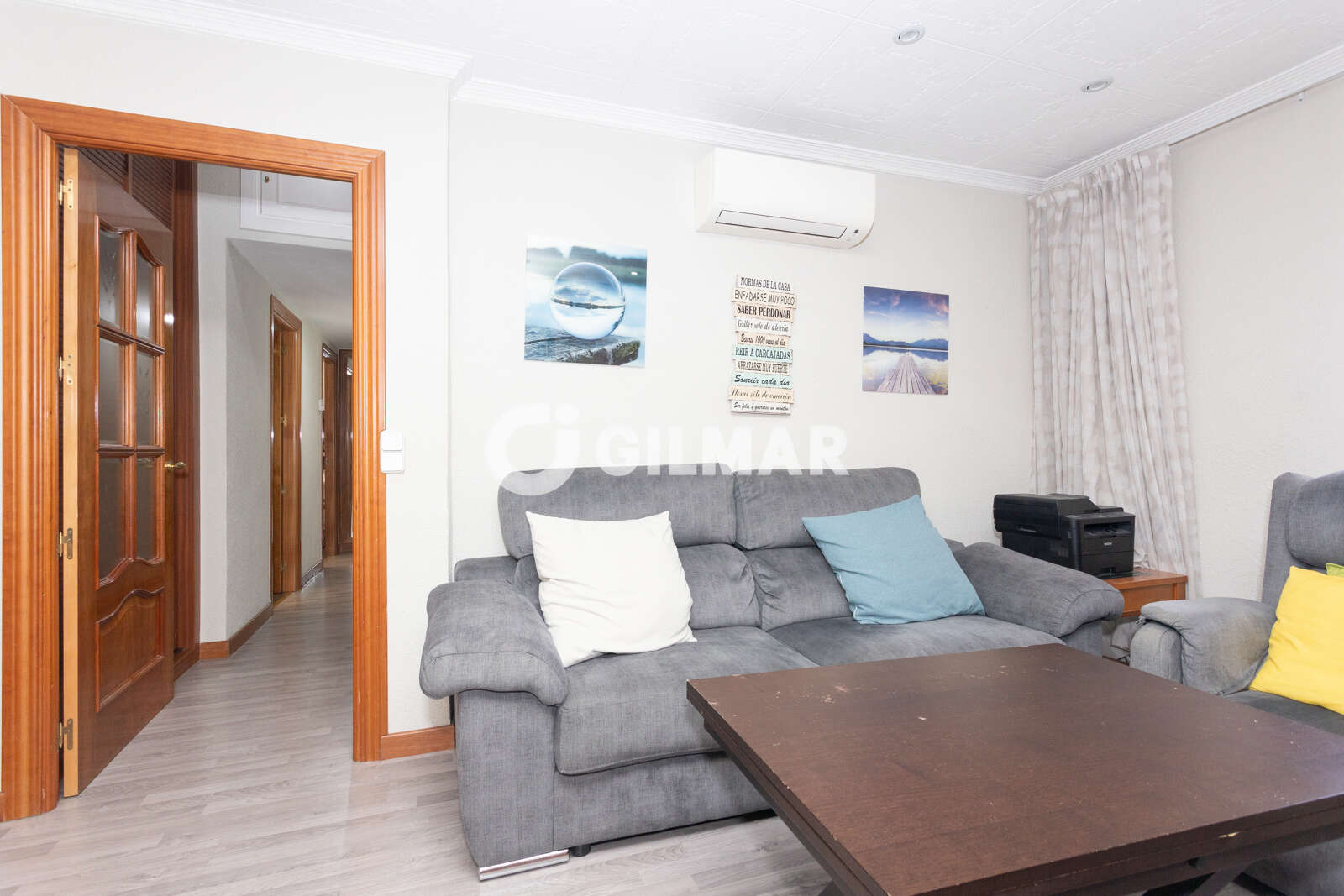 Property slider Gilmar