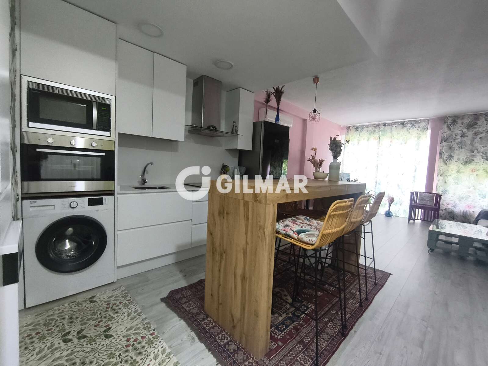 Property slider Gilmar