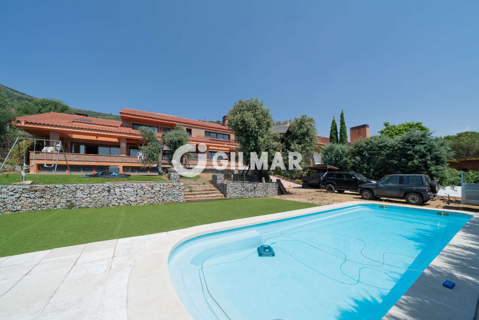 Chalet Independiente en venta en San Lorenzo de El Escorial – Madrid
