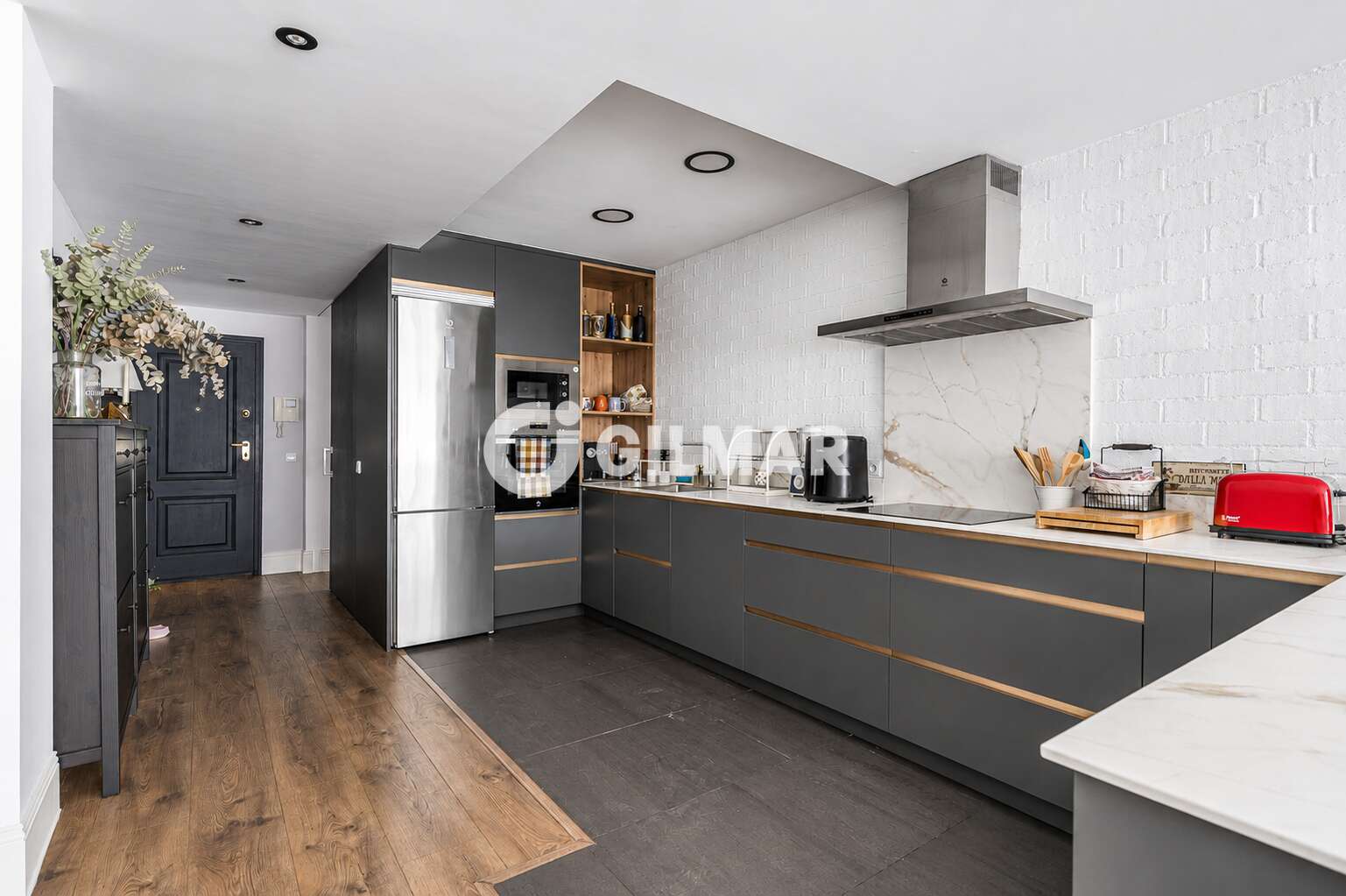 Property slider Gilmar