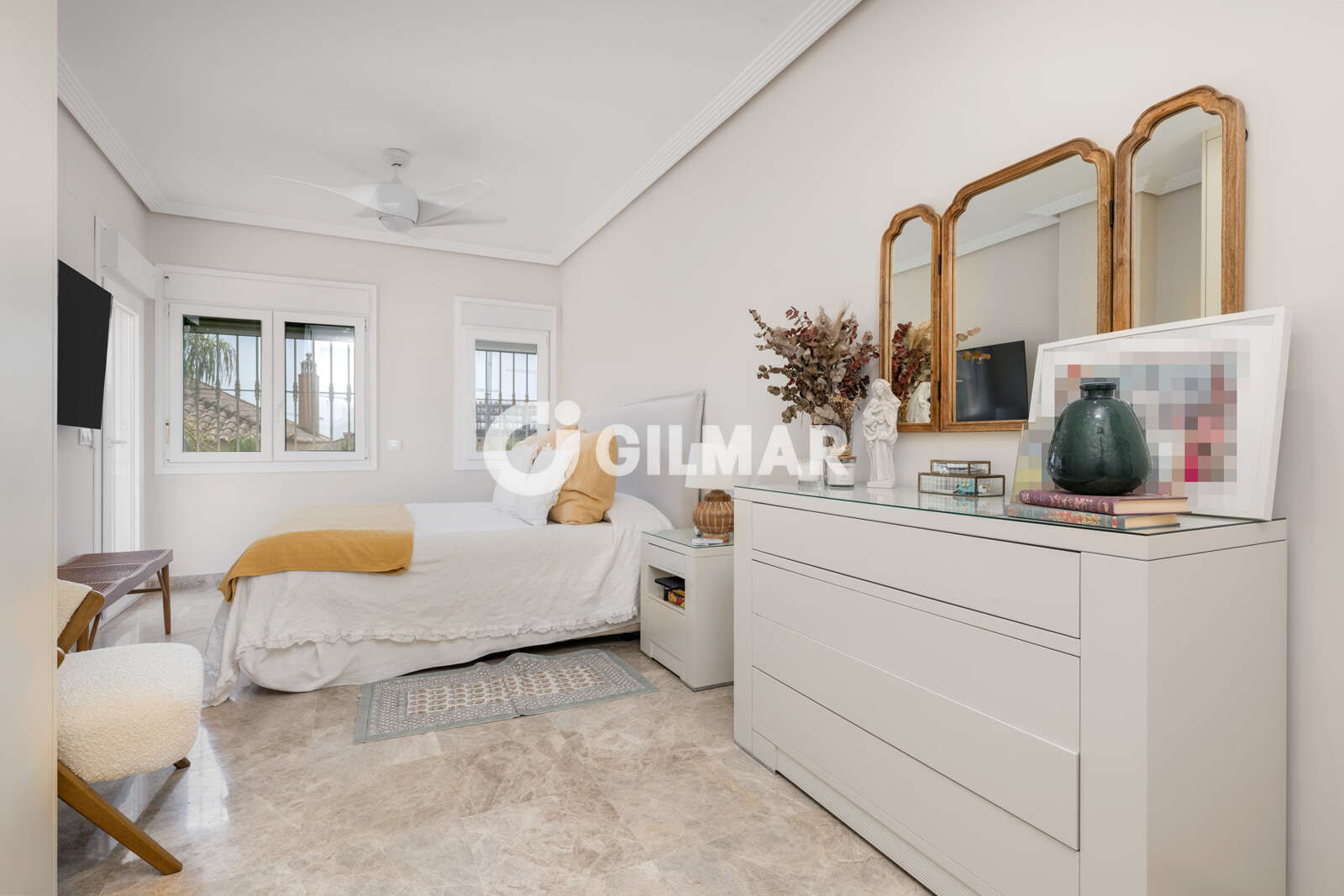 Property slider Gilmar